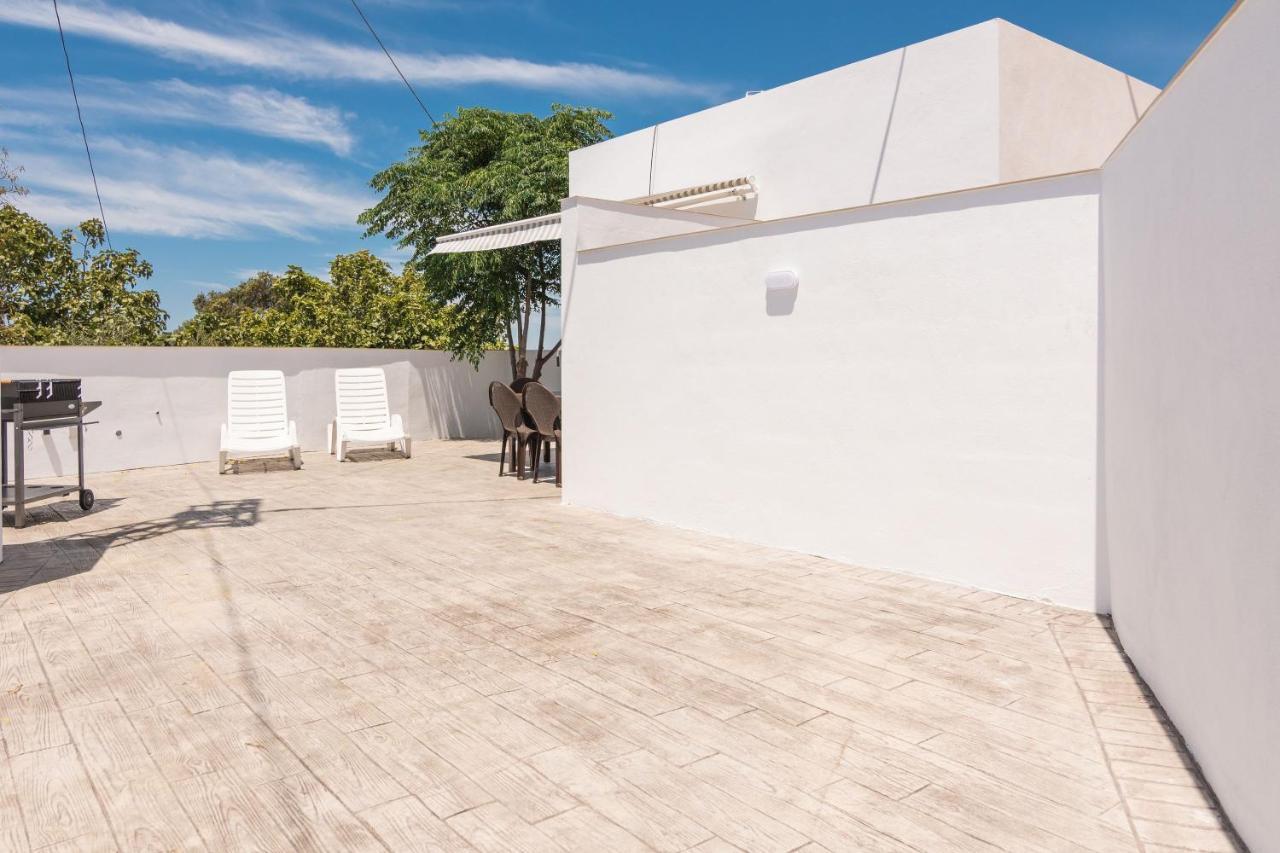 Los Recuerdos Conil De La Frontera Exterior photo